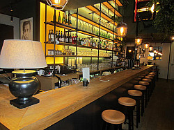 Schoten - Gezellige horecazaak / tapasbar / sharefood in Noord - Antwerpen