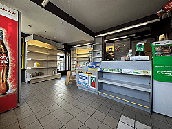 Oostende - Handelspand te huur met aankoop inboedel