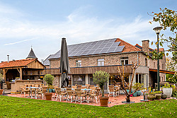 Hoeselt - B&B met uitstraling en prachtige kamers, volledig instapklaar