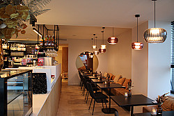 Koksijde - Te koop: Succesvolle Tearoom & Bakkerij op topligging aan zee