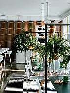 Oost-Vlaanderen - Mooie brasserie-restaurant met eventruimte, take-away en een sterke reputatie