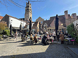 Brugge - Horecazaak met groot terras in centrum