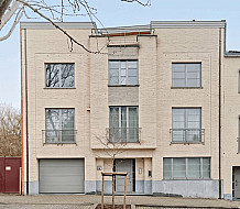 Haren - Vennootschap met prachtige, ruime unifamiliale woning