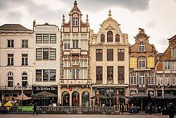 Mechelen - Toplocatie Grote Markt, prachtige zaak!