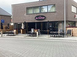 Laarne - Over te nemen goed draaiend praatcafé